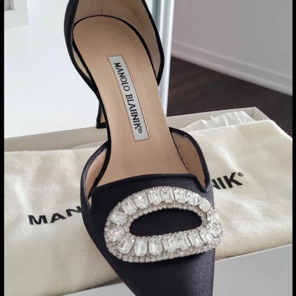Authentic MANOLO BLAHNIK black heels - Picture 1 of 3